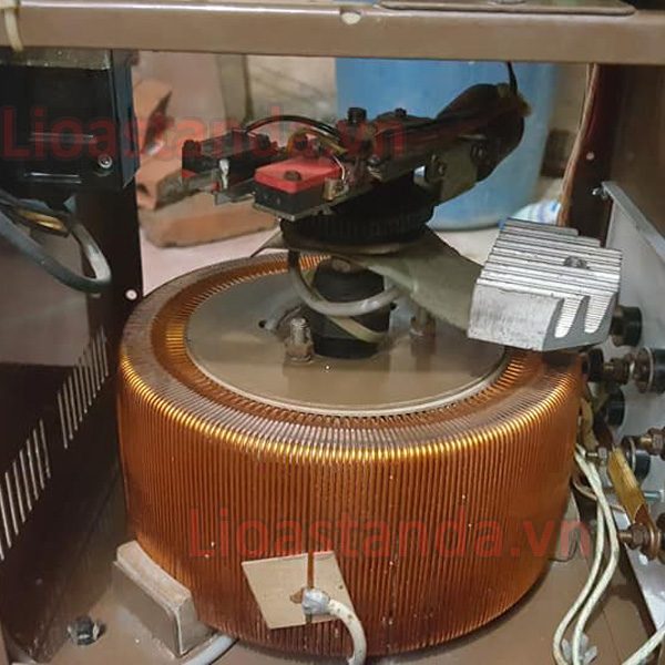 sua-chua-on-ap-lioa-3kva (2) sua-chua-on-ap-lioa-3kva