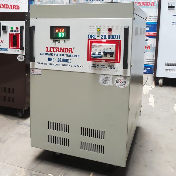 su-dung-on-ap-standa-20kva-chinh-hang-cho-thiet-bi-noi-dia-nhat